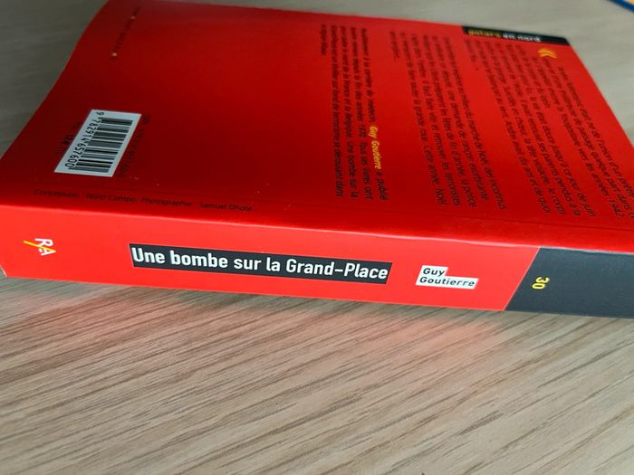 Une bombe sur la Grand Place - photo numéro 3