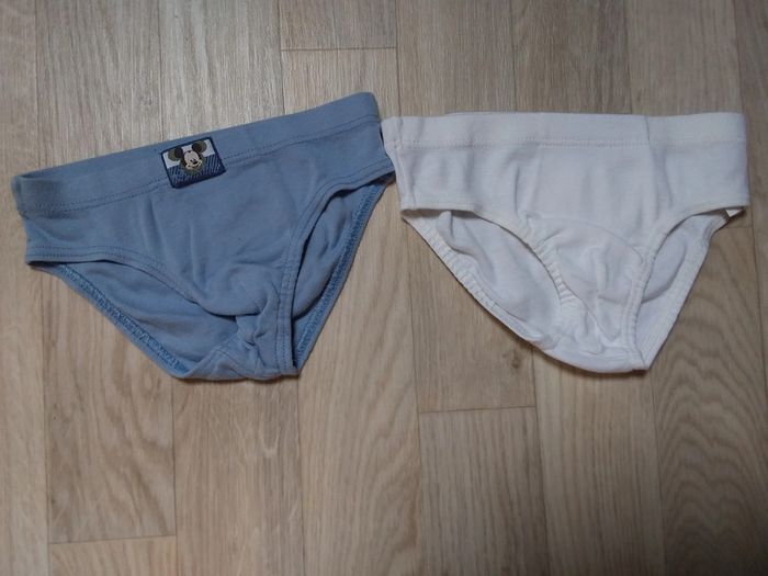 Lot de 2 slips neufs