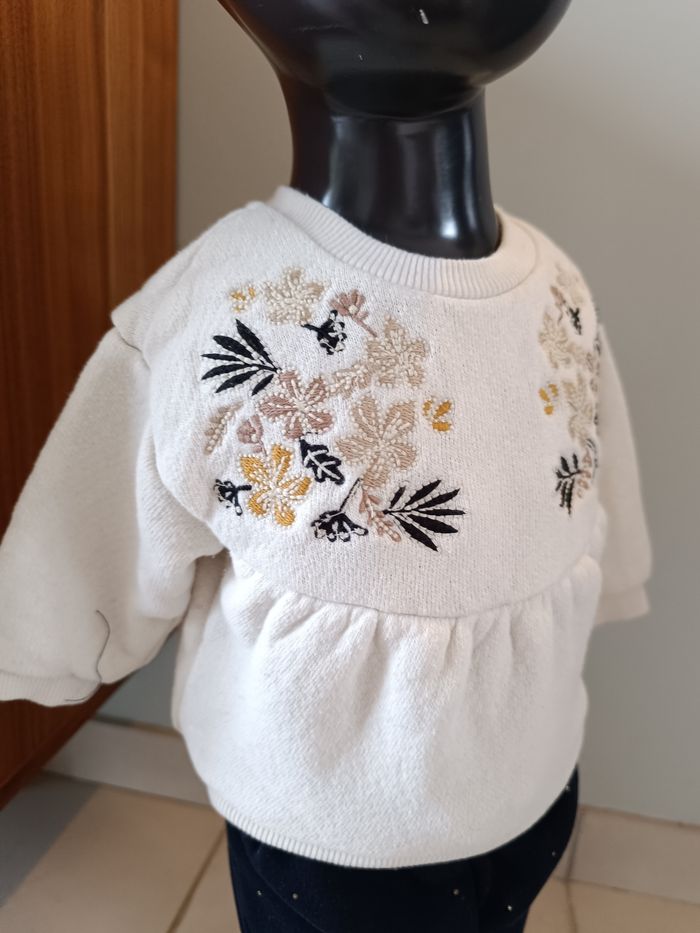 Lot 4 vêtements 6 mois - photo numéro 2