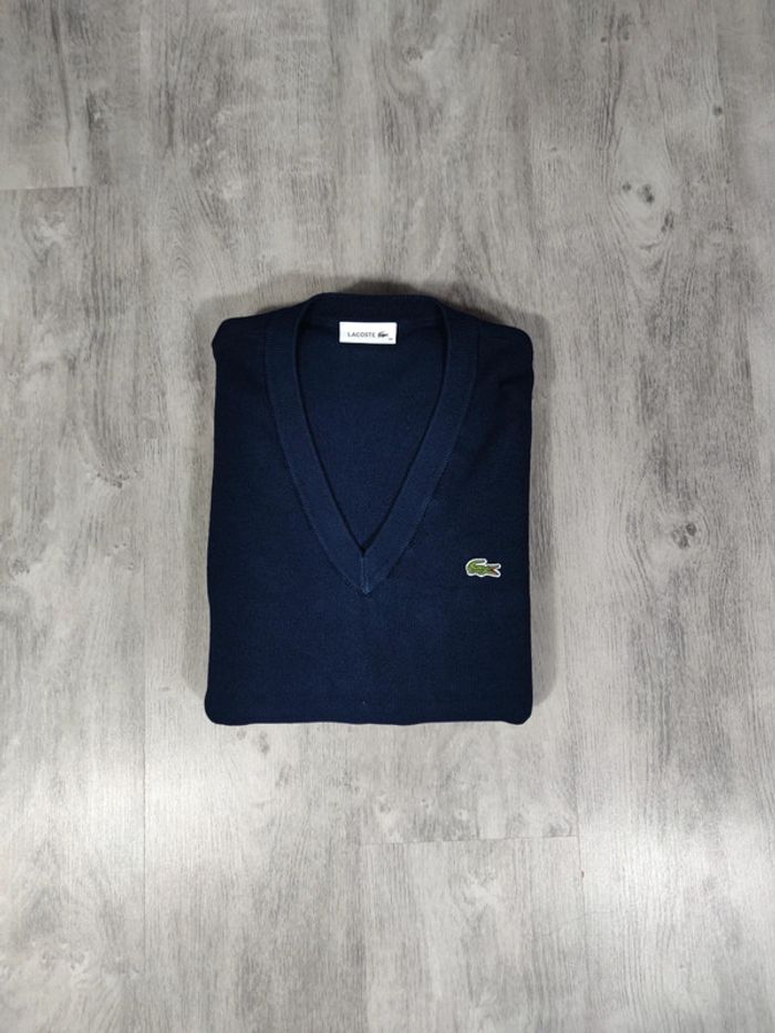 Pull Lacoste Col V Bleu Marine Logo Brodé Taille M Homme