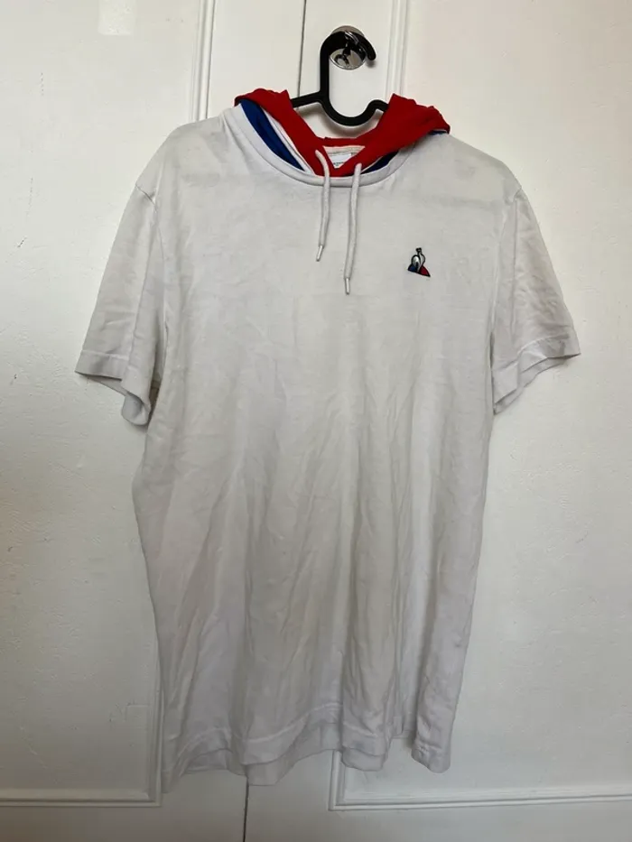 T-shirt à capuche