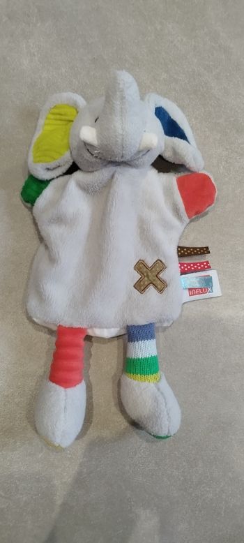 Doudou marionnette éléphant influx