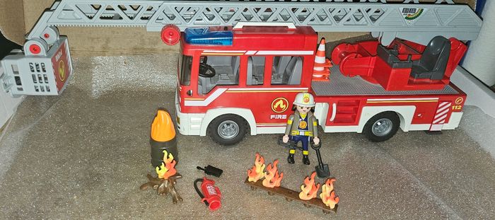 Playmobil camion pompier - photo numéro 6
