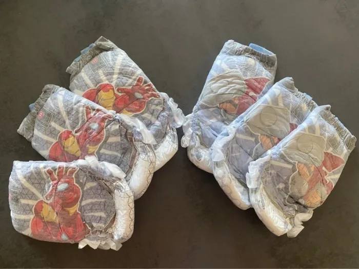 Lot de 6 sous-vêtements de nuit absorbants Disney Marvel 4-7 ans/17-30 kg Huggies DryNites