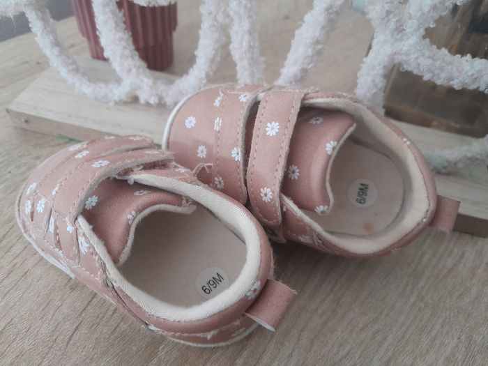 Petites chaussure - photo numéro 3