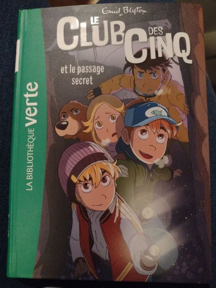 Le Club des cinq et le passage secret
