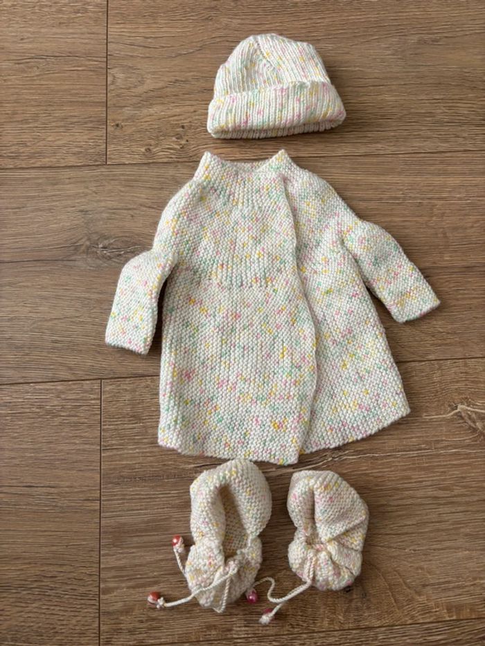 Gilet et bonnet naissance tricot - photo numéro 4