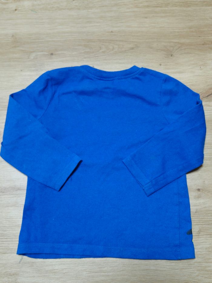 Tee-shirt manche longue pour garçon de 18 mois, Disney baby en très bon état. - photo numéro 4