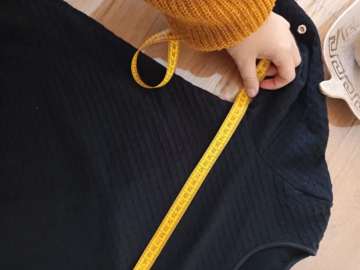 Pull à noeud dans le dos - photo numéro 8