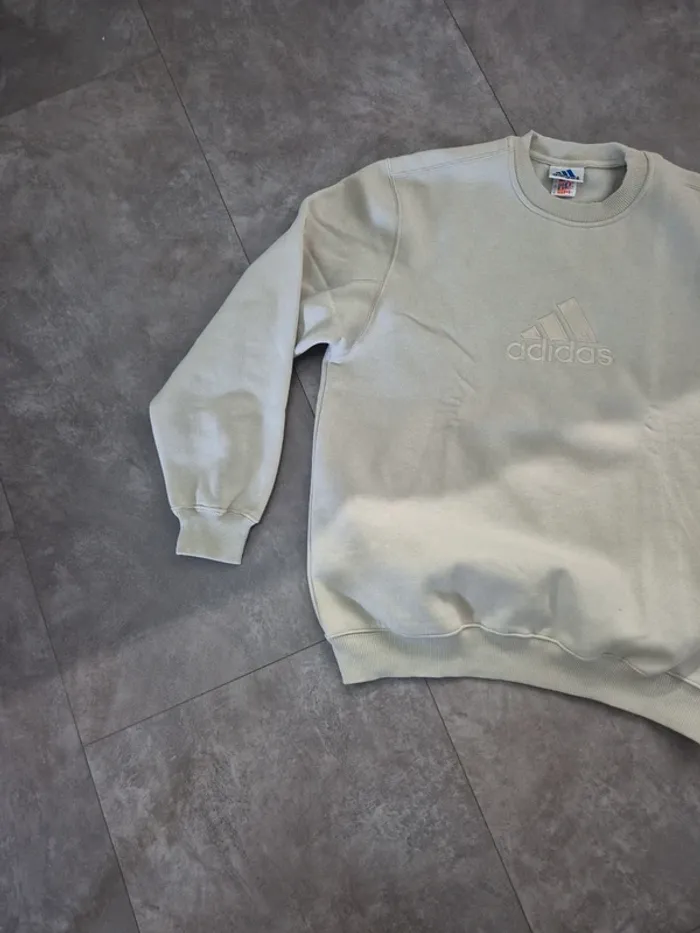 Sweat beige adidas - photo numéro 2