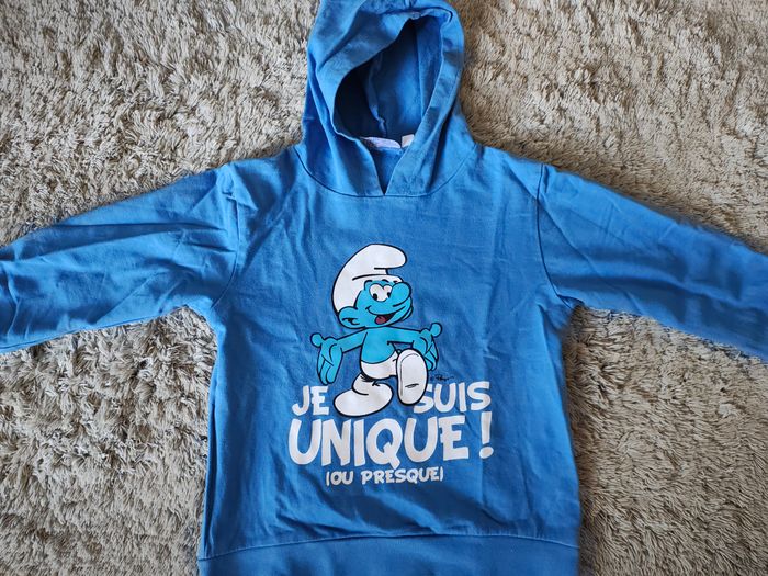 Pull Les Schtroumpfs taille 4 ans