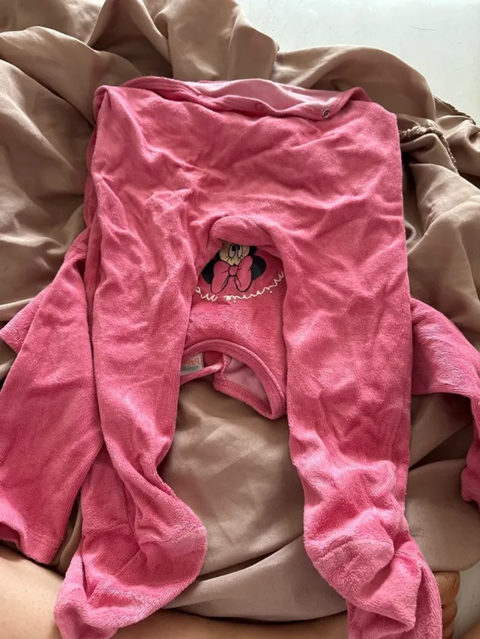 Pyjama Minnie 24 mois - photo numéro 8