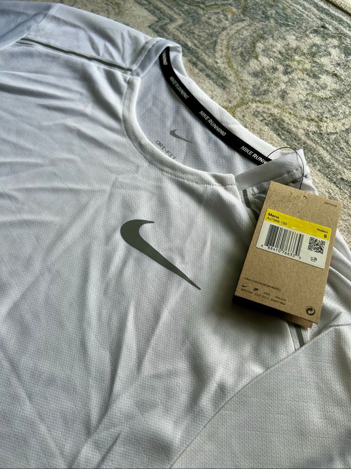 Ensemble Short / T-shirt Nike Running Dri-FIT🏃💨 - photo numéro 3