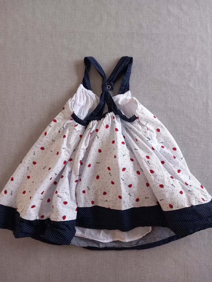 Ensemble robe bodies chaussettes Orchestra 18 mois TBE - photo numéro 3