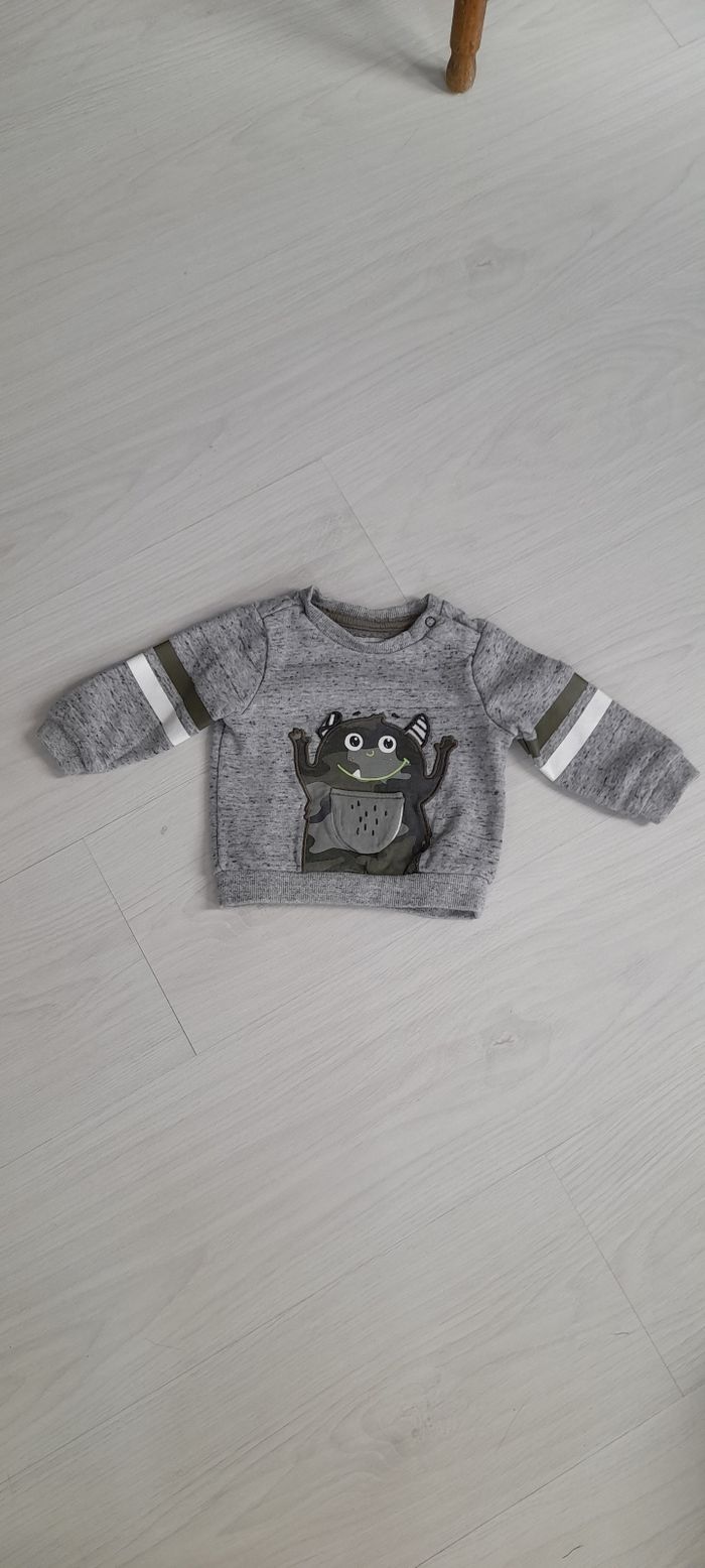 Sweat T 6 mois
