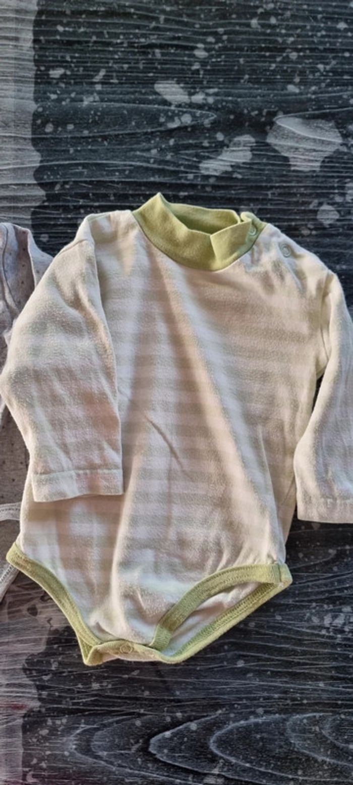 Lot de 2 bodies bébé 3 mois - photo numéro 4