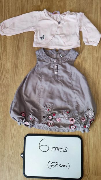 robe et boléro taille 6 mois