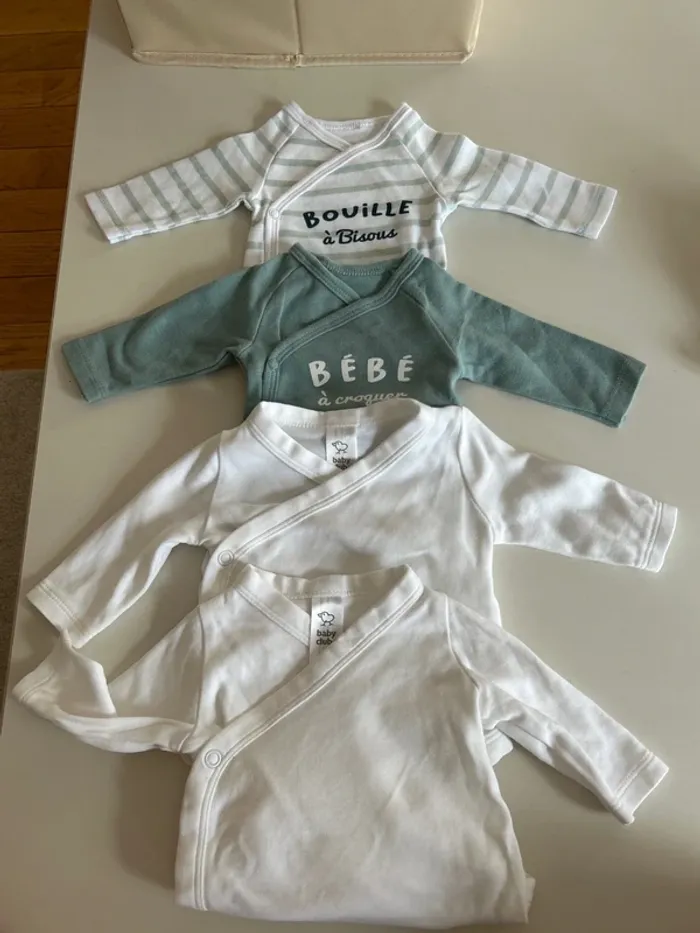 Lot pyjamas bodys naissance - photo numéro 6