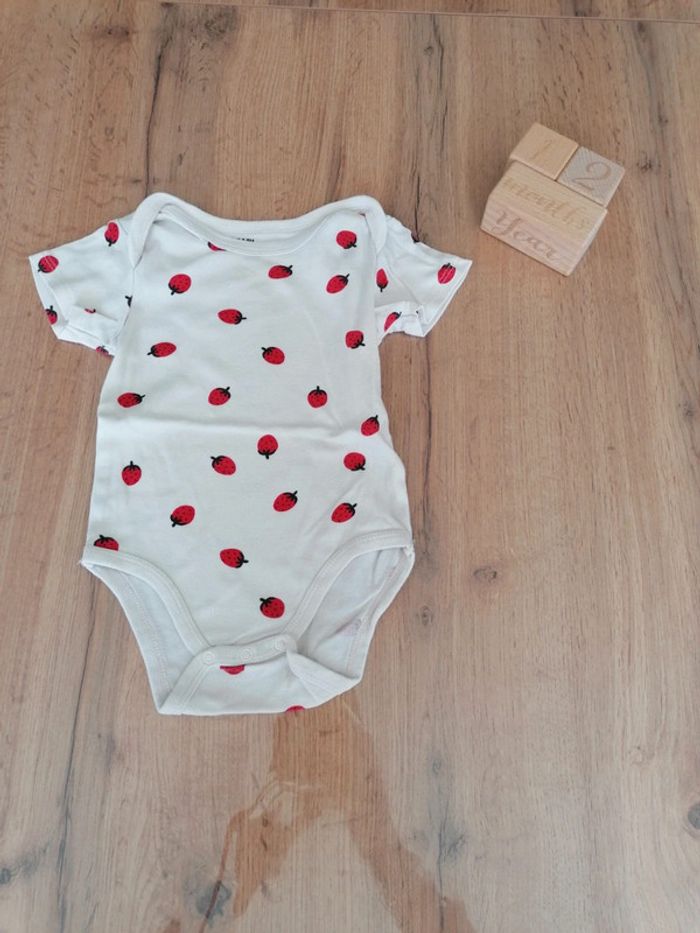 Bodie manche courte 12 mois