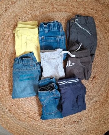 Lots de 8 pantalons taille 9-12 mois
