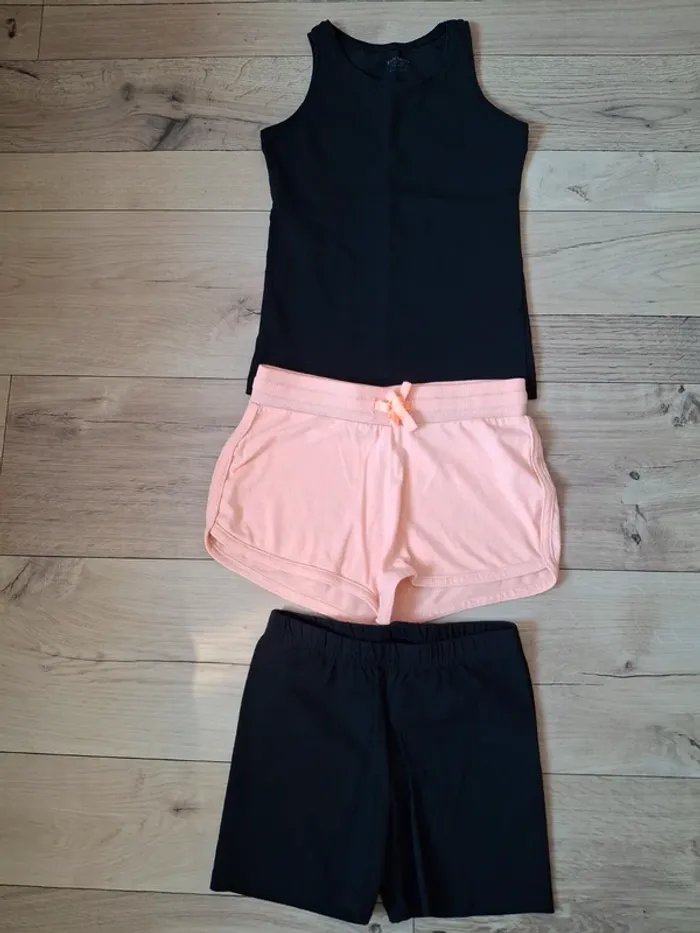 Tea shirt Marcel avec 2 shorts 9 ans - photo numéro 2