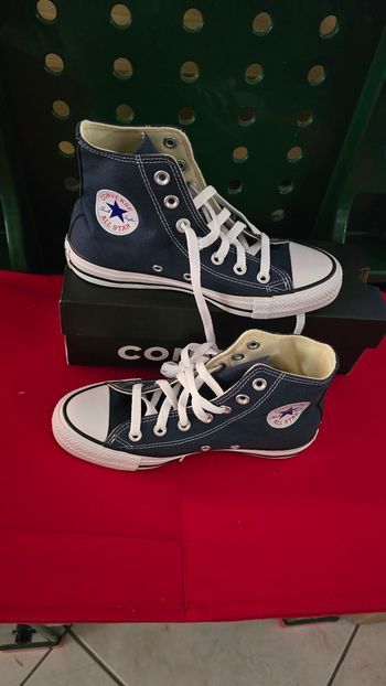 NEUVES (non portées) 🏷😍🤩baskets converses Pointure 36.5😍🤩