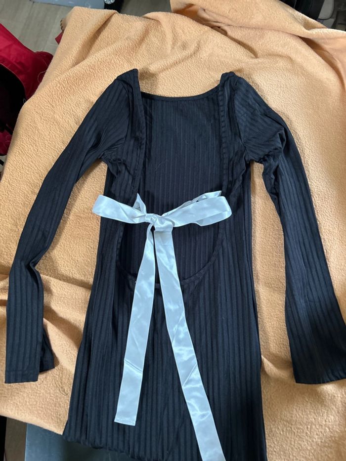 Robe avec noeud