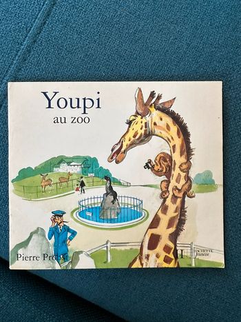 Livre album petit Youpi au Zoo Pierre Probst Caroline Câlin Hachette Jeunesse