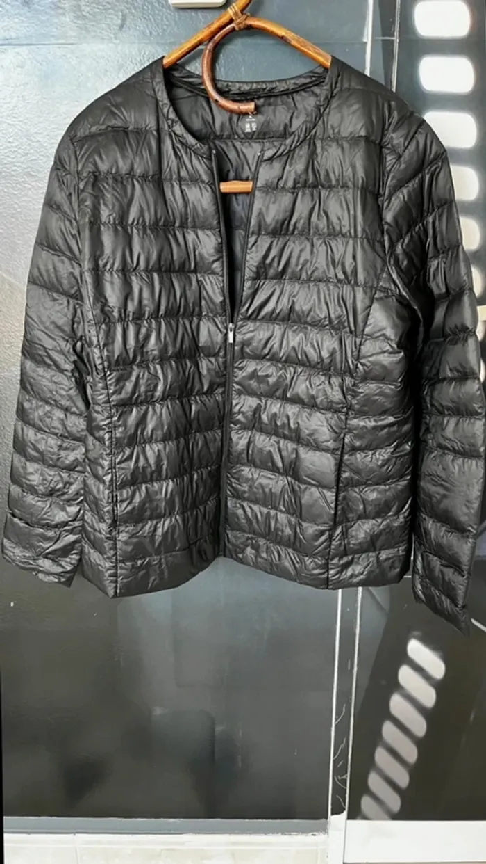 Doudoune veste matelassée t42 noire uniqlo - photo numéro 4