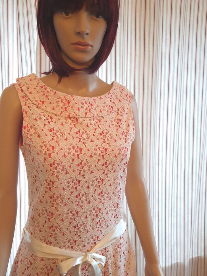 Jolie Robe Rinascimento made in Italy taille M - photo numéro 4