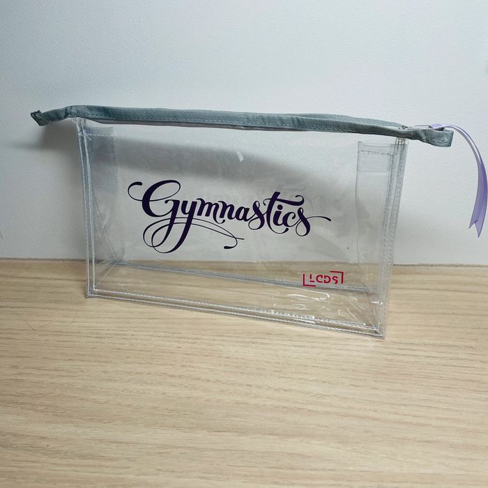 Pochette transparente à maniques