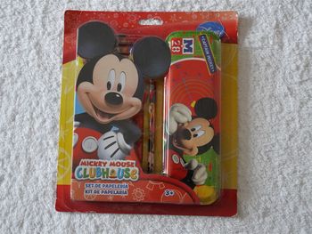 Set de Papeterie "Mickey Mouse Disney" neuf sous blister