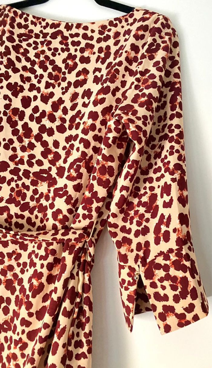 Superbe Robe Léopard  Avec Ceinture À Nouer Taille 42 - photo numéro 4