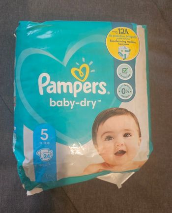 Couche pampers taille 5