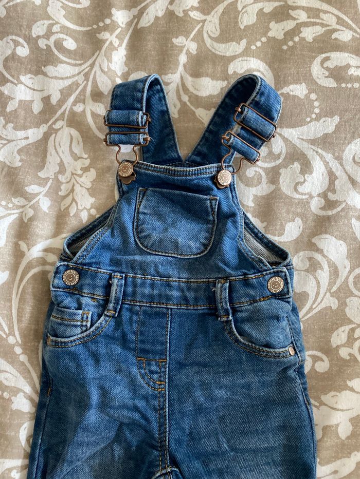 Salopette en jeans - photo numéro 3