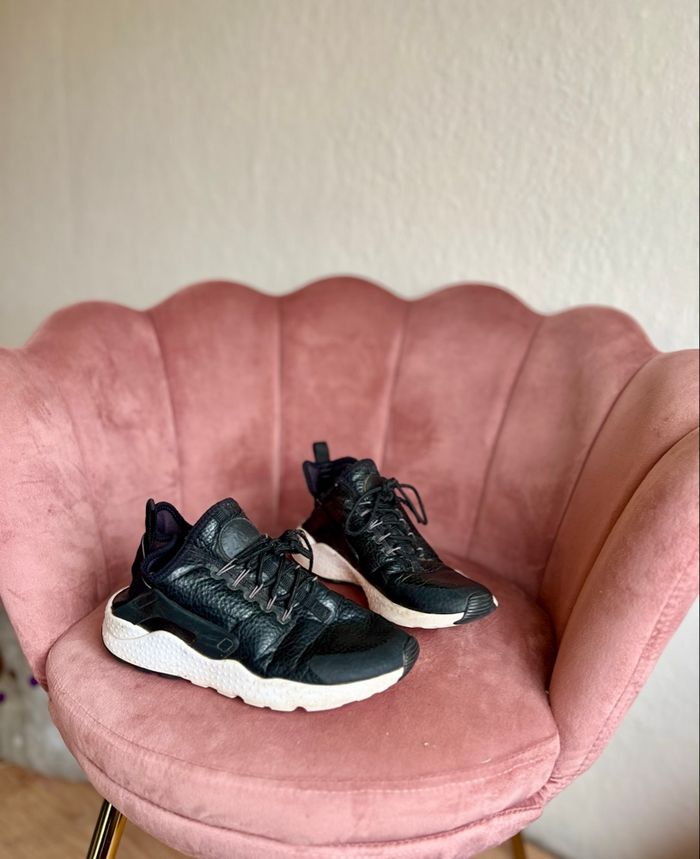 Sneakers Nike Air Presto Ultra Flyknit en très bon état, taille EU 36.