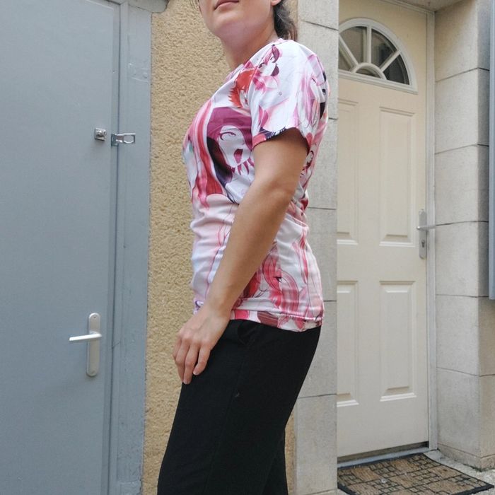 Tee shirt Manga pour taille s/m - photo numéro 3