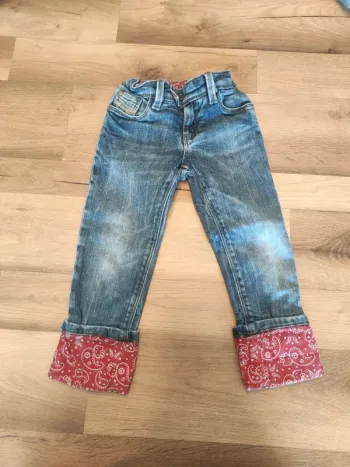 Pantalon hello Kitty 4 ans