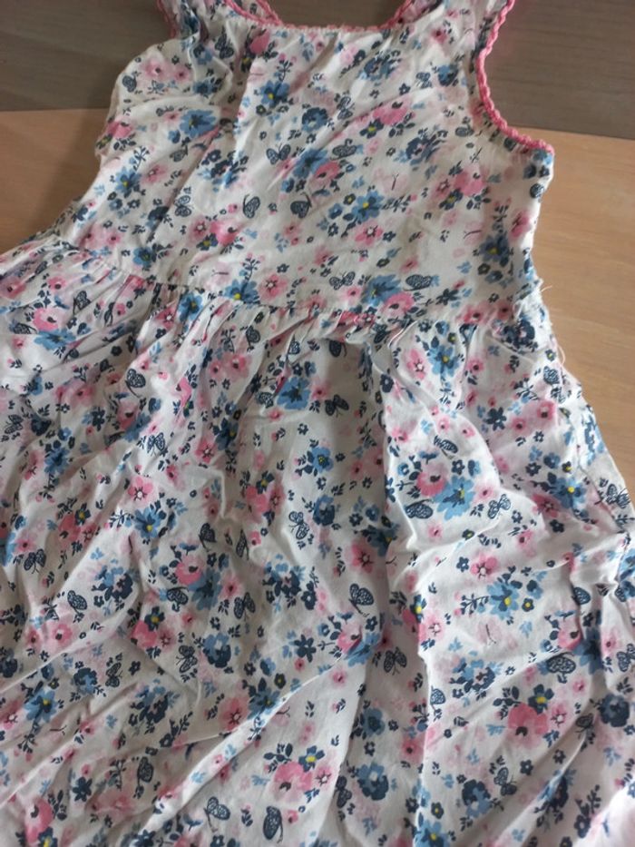 Jolie robe - photo numéro 2