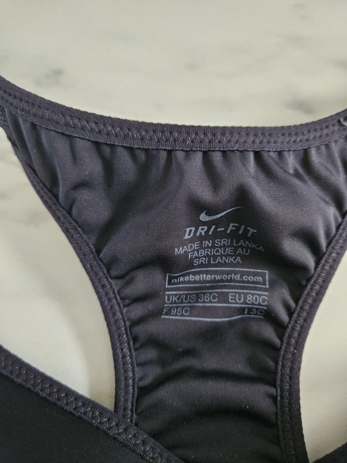 Nike brassière de sport 80C - photo numéro 3