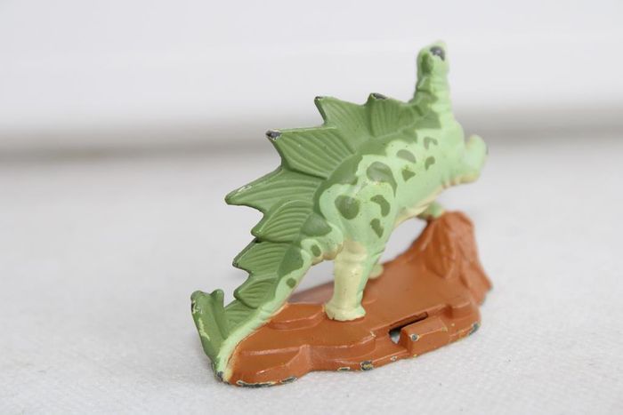 Jurassic park figurine stégosaurus - photo numéro 6