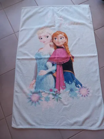 Drap de bain fille La reine des neiges.