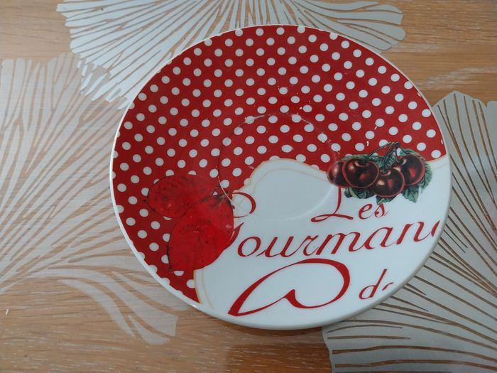 Jolie tasse et soucoupe - photo numéro 2