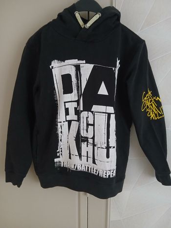Sweat pokemon 13/14 ans