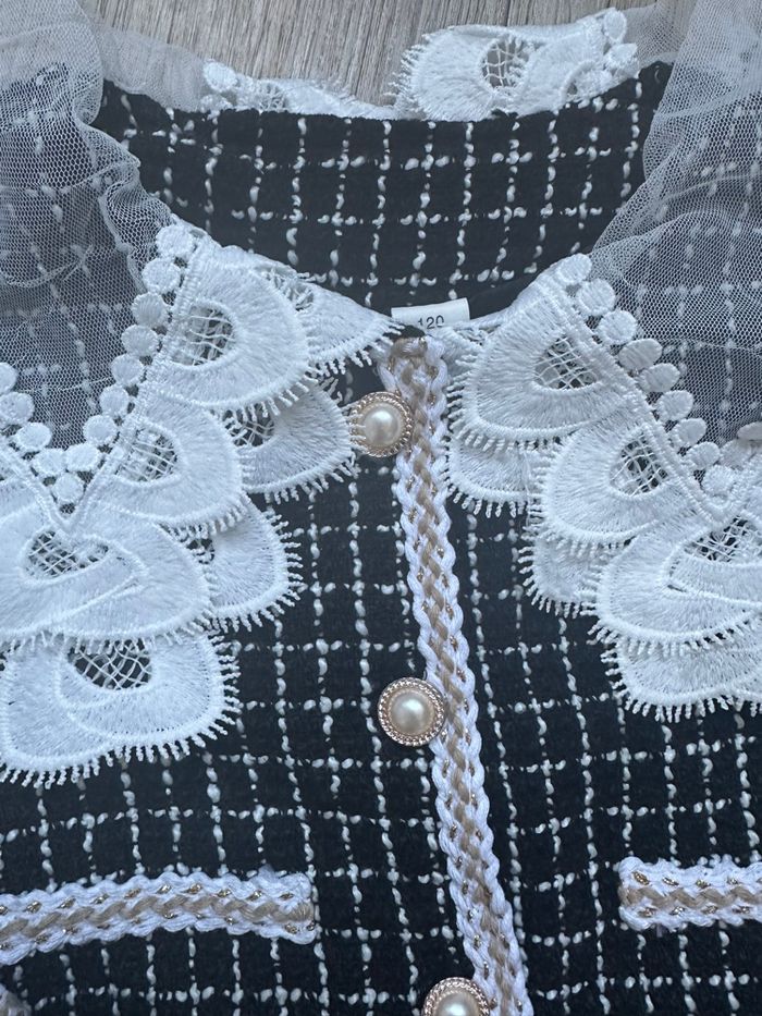 Ensemble, jupe et veste encolure dentelle fille 4 ans - photo numéro 5