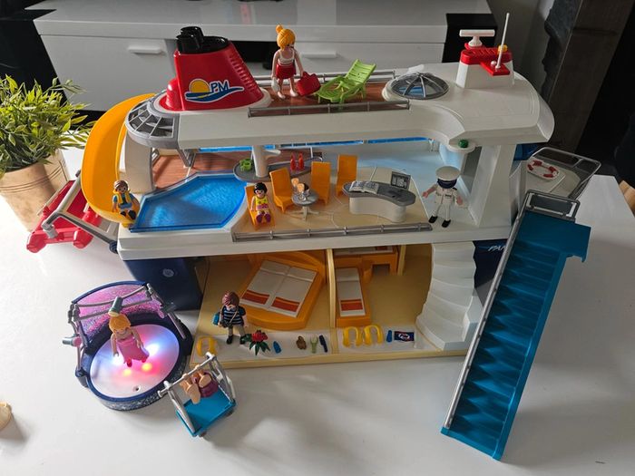 Bateau de croisiere + scène artiste playmobil - photo numéro 3