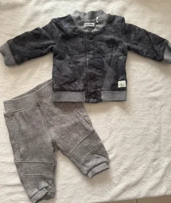Veste IKKS 3 mois et jogging Mes petits cailloux