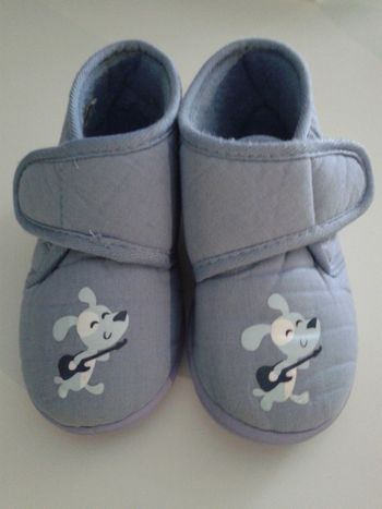 CHAUSSONS BLEU de chez ABC - Pointure 26 