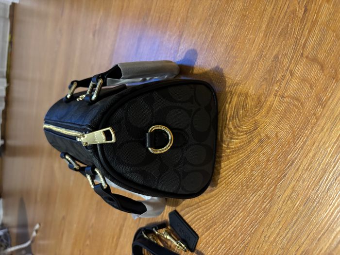 Sac Coach, neuf avec étiquette, parfait pour la saint valentin - photo numéro 2