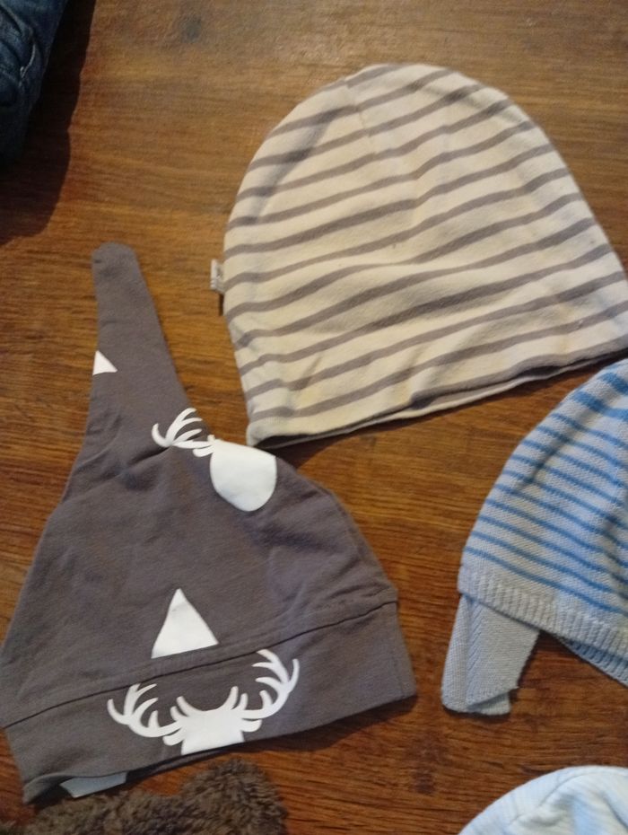 Lot bonnet et moufle taille 0/12 mois - photo numéro 6